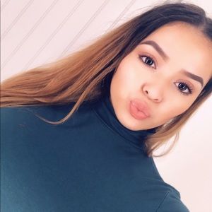 Meet your Posher, Angie